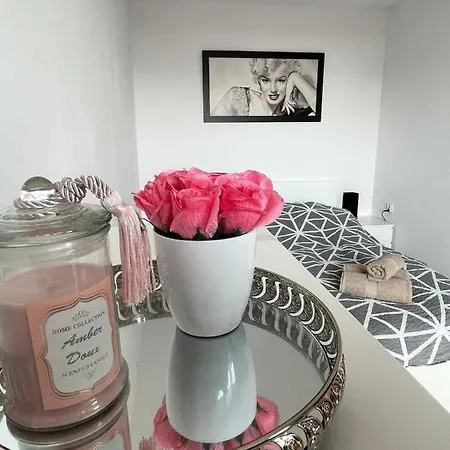 Luxury Gold By Marta